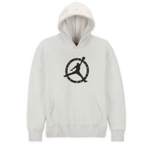 Off-White x Jordan Hoodie XXL released 11-12-2021